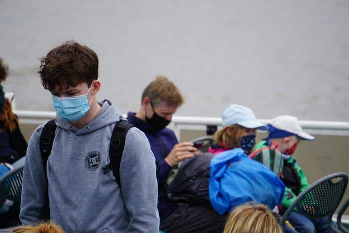people with face mask in covid 19